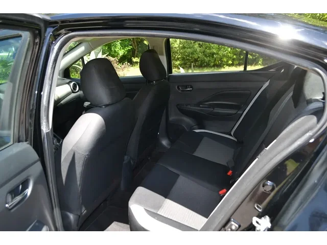 SEMINUEVOS NISSAN Versa a Estados en autogozo