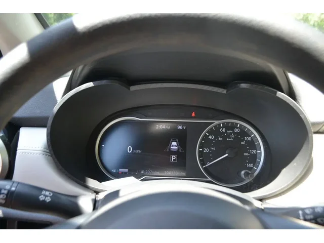SEMINUEVOS NISSAN Versa a Estados en autogozo