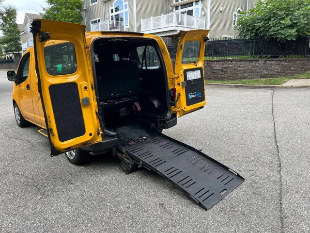 SEMINUEVOS NISSAN NV200 a Estados en autogozo