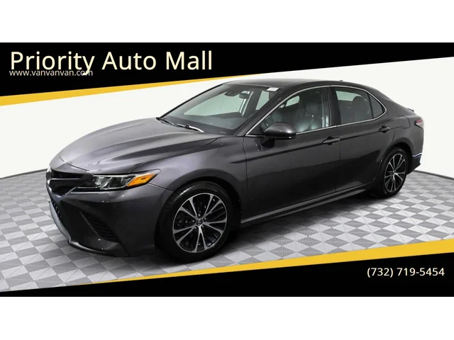 SEMINUEVOS TOYOTA Camry a Estados en autogozo