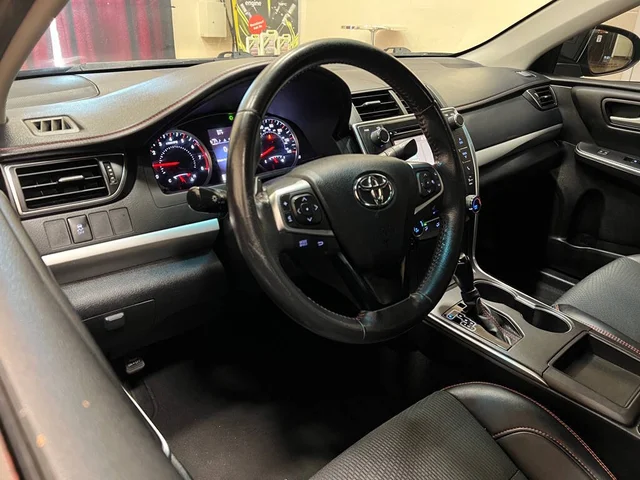 SEMINUEVOS TOYOTA Camry a Estados en autogozo