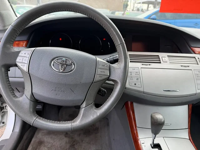 SEMINUEVOS TOYOTA Avalon a Estados en autogozo