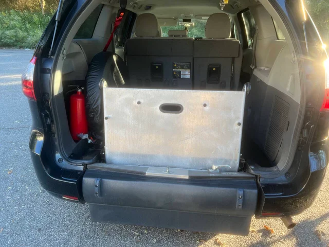 SEMINUEVOS TOYOTA Sienna a Estados en autogozo