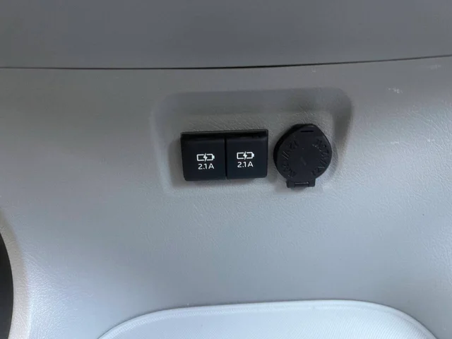 SEMINUEVOS TOYOTA Sienna a Estados en autogozo