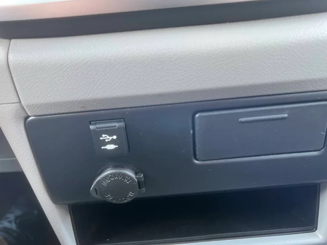 SEMINUEVOS TOYOTA Sienna a Estados en autogozo