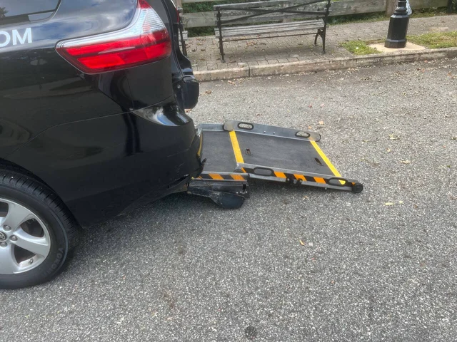 SEMINUEVOS TOYOTA Sienna a Estados en autogozo