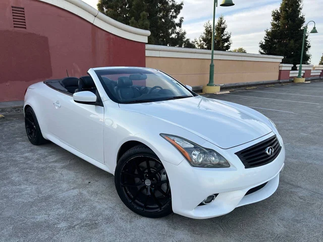 SEMINUEVOS INFINITI G37 Convertible a Estados en autogozo