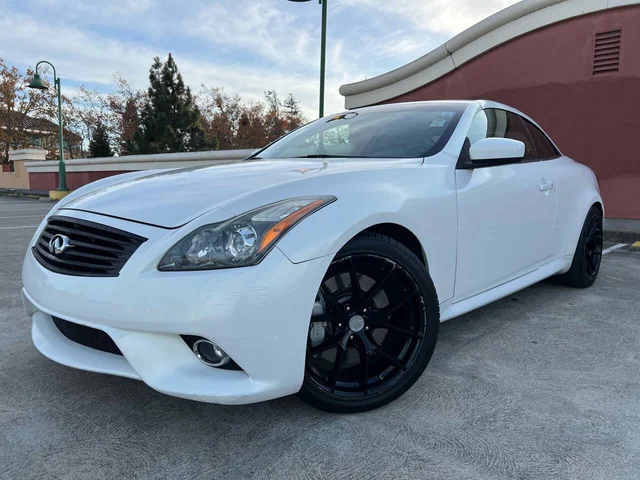 SEMINUEVOS INFINITI G37 Convertible a Estados en autogozo