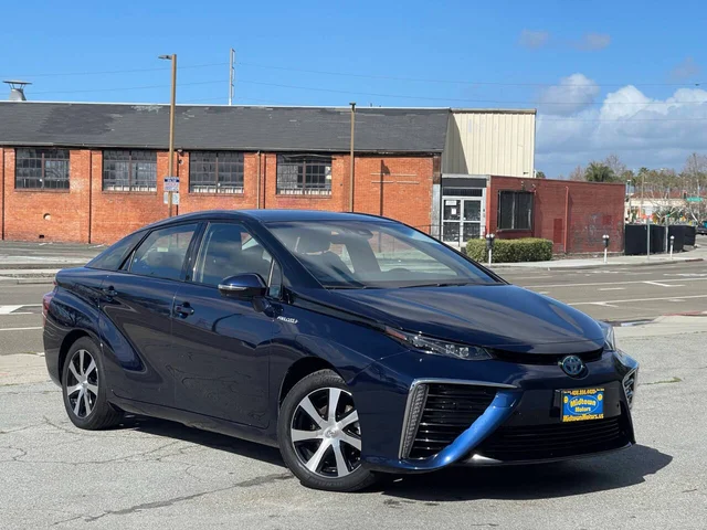 SEMINUEVOS TOYOTA Mirai a Estados en autogozo