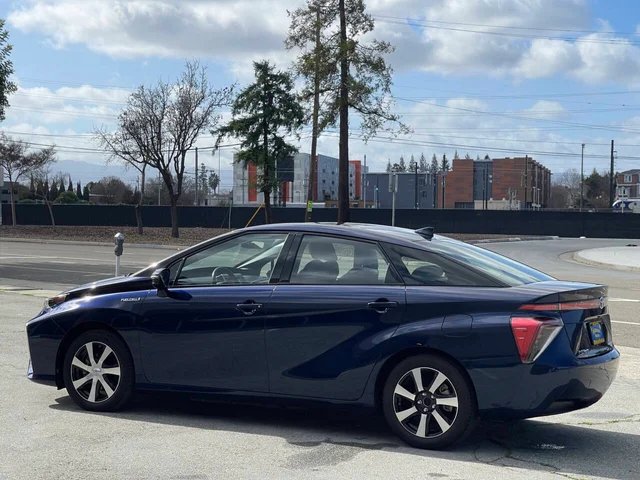 SEMINUEVOS TOYOTA Mirai a Estados en autogozo