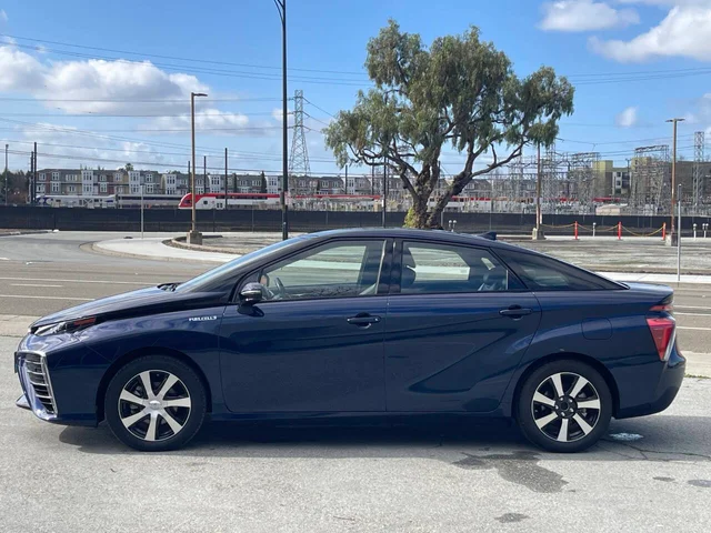 SEMINUEVOS TOYOTA Mirai a Estados en autogozo