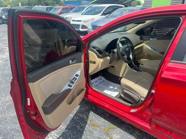 SEMINUEVOS HYUNDAI Accent a Estados en autogozo
