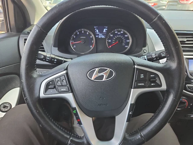 SEMINUEVOS HYUNDAI Accent a Estados en autogozo