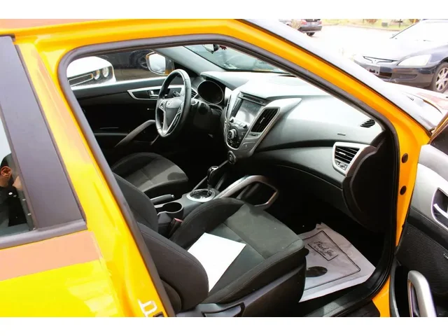 SEMINUEVOS HYUNDAI Veloster a Estados en autogozo
