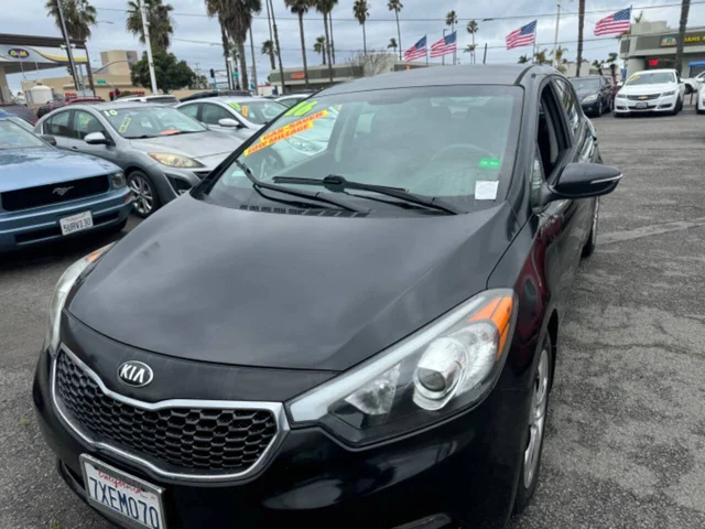 SEMINUEVOS KIA Forte5 a Estados en autogozo