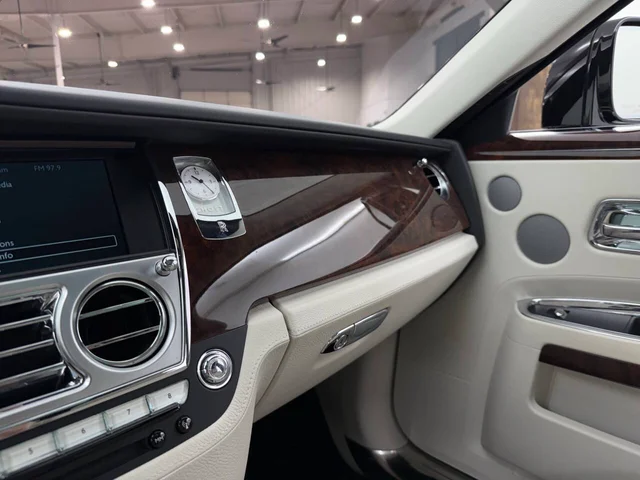 SEMINUEVOS ROLLS-ROYCE Ghost a Estados en autogozo