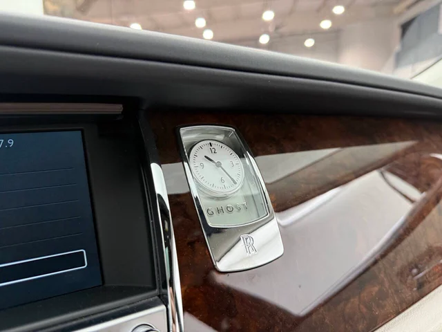SEMINUEVOS ROLLS-ROYCE Ghost a Estados en autogozo
