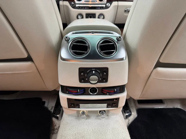 SEMINUEVOS ROLLS-ROYCE Ghost a Estados en autogozo