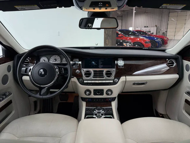 SEMINUEVOS ROLLS-ROYCE Ghost a Estados en autogozo