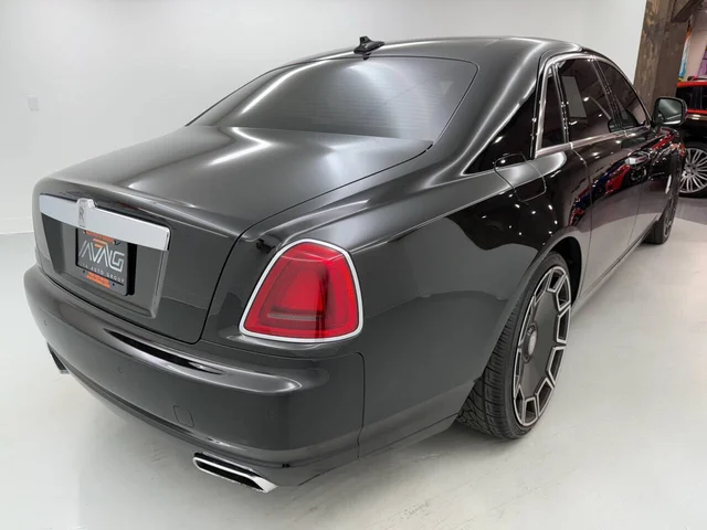 SEMINUEVOS ROLLS-ROYCE Ghost a Estados en autogozo