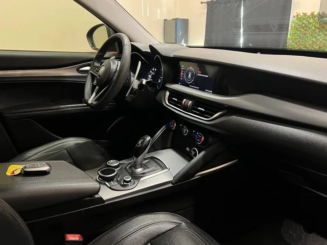 SEMINUEVOS ALFA ROMEO Stelvio a Estados en autogozo