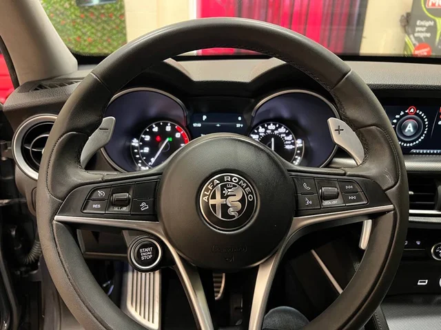 SEMINUEVOS ALFA ROMEO Stelvio a Estados en autogozo