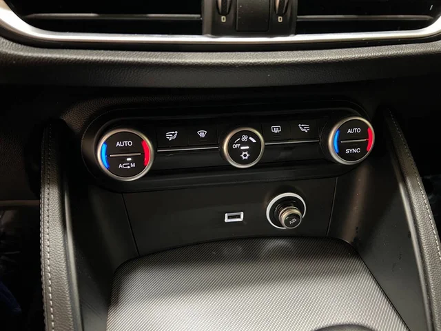 SEMINUEVOS ALFA ROMEO Stelvio a Estados en autogozo
