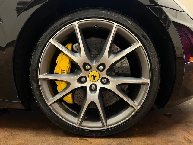 SEMINUEVOS FERRARI California a Estados en autogozo