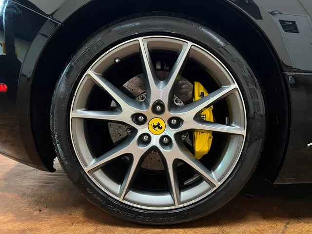 SEMINUEVOS FERRARI California a Estados en autogozo