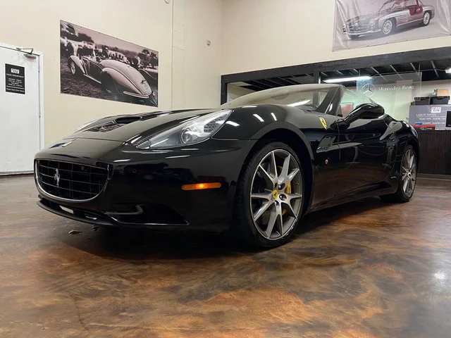 SEMINUEVOS FERRARI California a Estados en autogozo