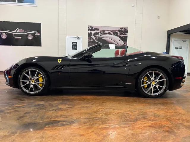 SEMINUEVOS FERRARI California a Estados en autogozo