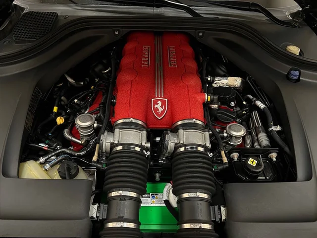 SEMINUEVOS FERRARI California a Estados en autogozo