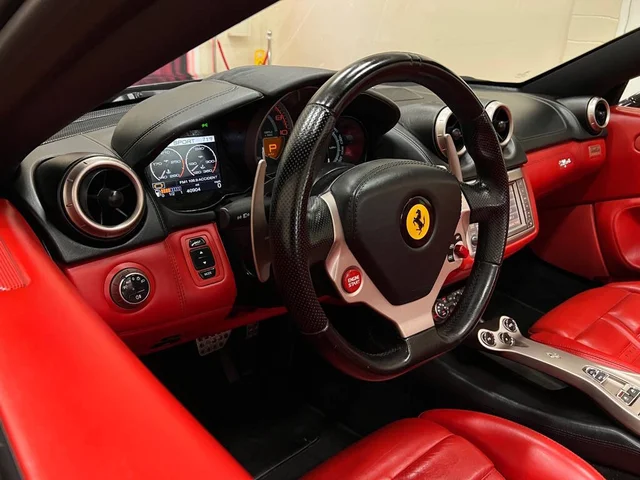 SEMINUEVOS FERRARI California a Estados en autogozo