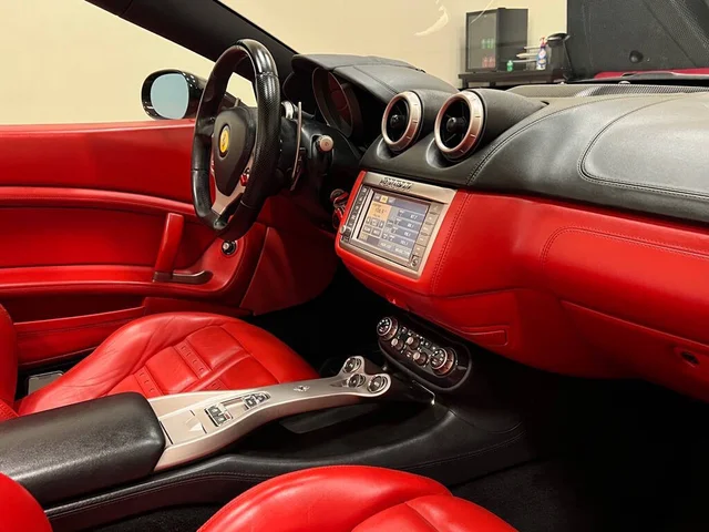 SEMINUEVOS FERRARI California a Estados en autogozo