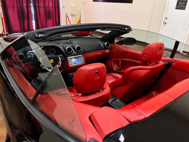 SEMINUEVOS FERRARI California a Estados en autogozo