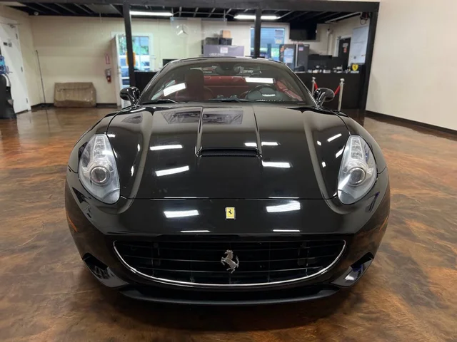 SEMINUEVOS FERRARI California a Estados en autogozo