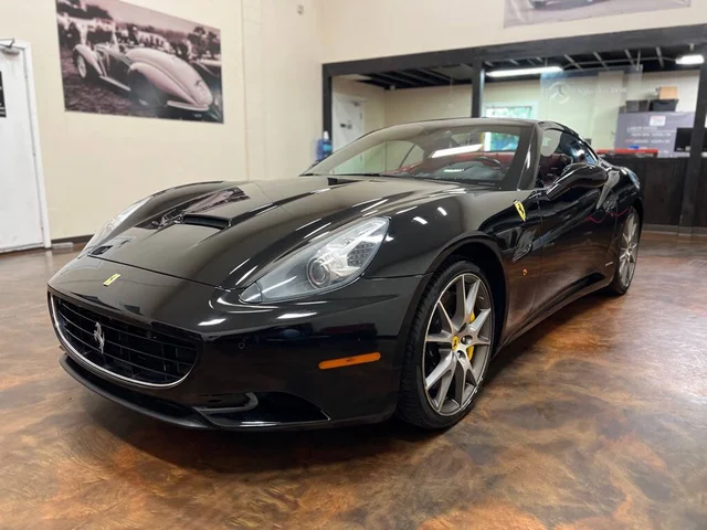 SEMINUEVOS FERRARI California a Estados en autogozo