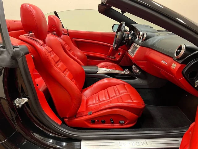 SEMINUEVOS FERRARI California a Estados en autogozo