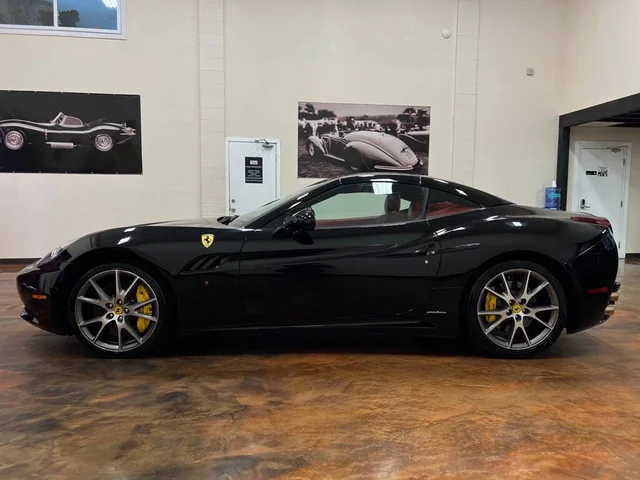 SEMINUEVOS FERRARI California a Estados en autogozo