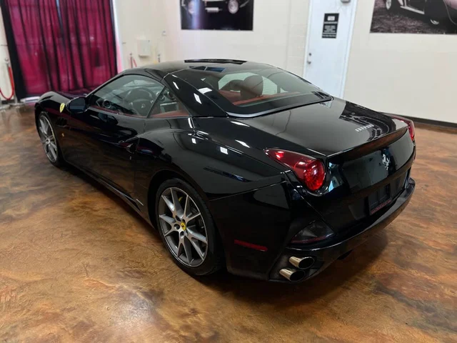 SEMINUEVOS FERRARI California a Estados en autogozo