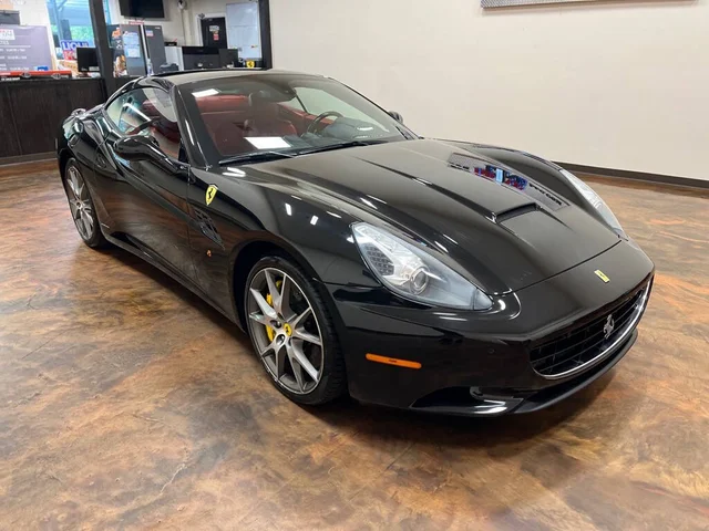 SEMINUEVOS FERRARI California a Estados en autogozo