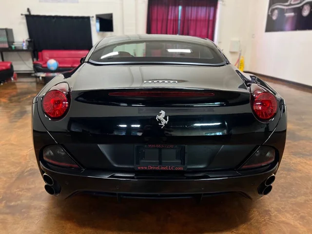 SEMINUEVOS FERRARI California a Estados en autogozo