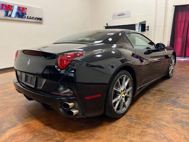 SEMINUEVOS FERRARI California a Estados en autogozo