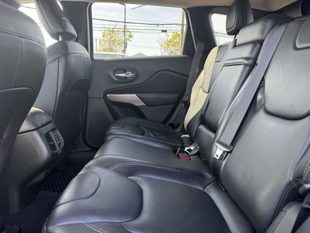 SEMINUEVOS JEEP Cherokee a Estados en autogozo