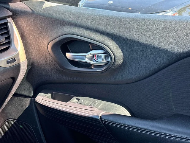 SEMINUEVOS JEEP Cherokee a Estados en autogozo