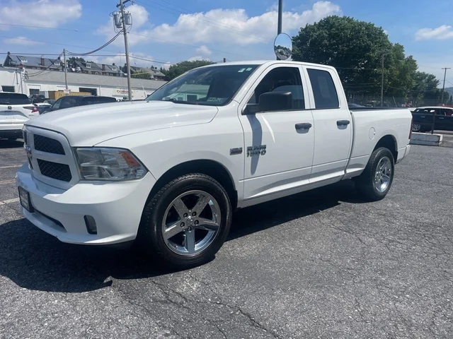 SEMINUEVOS RAM 1500 at Reading  in Piazza Honda of Reading