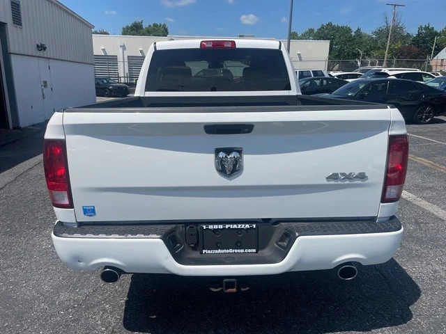 SEMINUEVOS RAM 1500 at Reading  in Piazza Honda of Reading