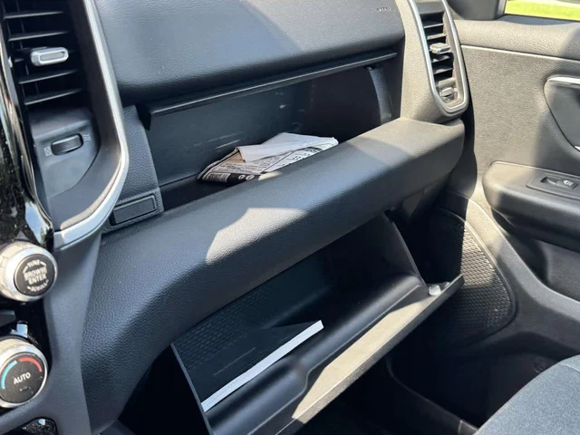 SEMINUEVOS RAM 1500 a Estados en autogozo