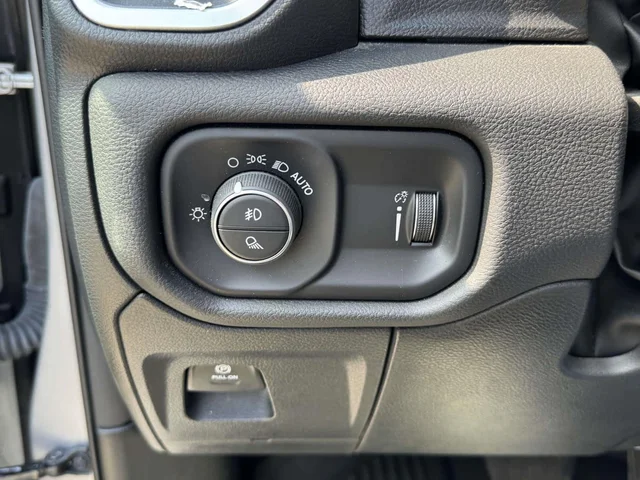 SEMINUEVOS RAM 1500 a Estados en autogozo