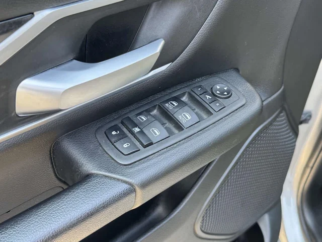 SEMINUEVOS RAM 1500 a Estados en autogozo